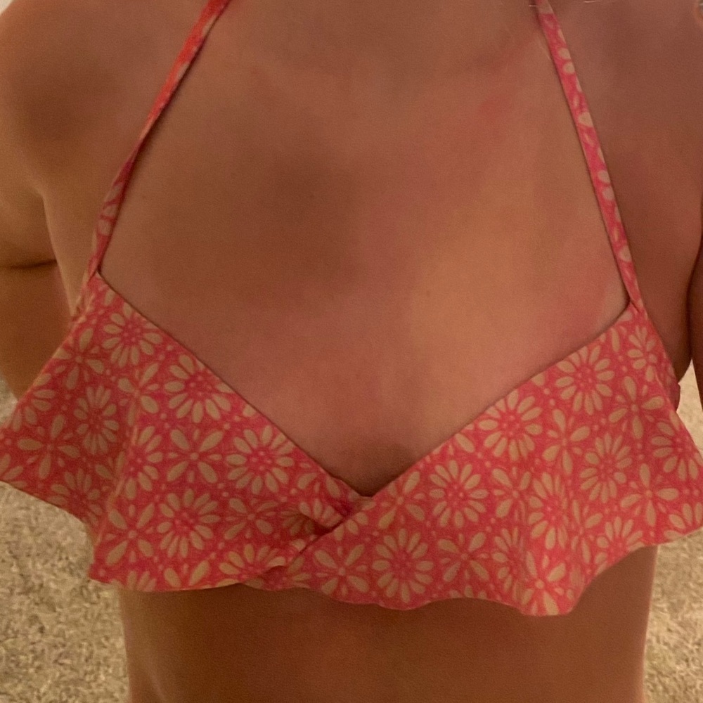 Cupped bathing suit top